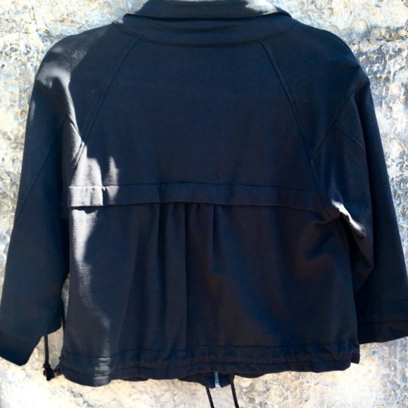 Crop Top Black One World Jacket Style - Picture 3 of 7